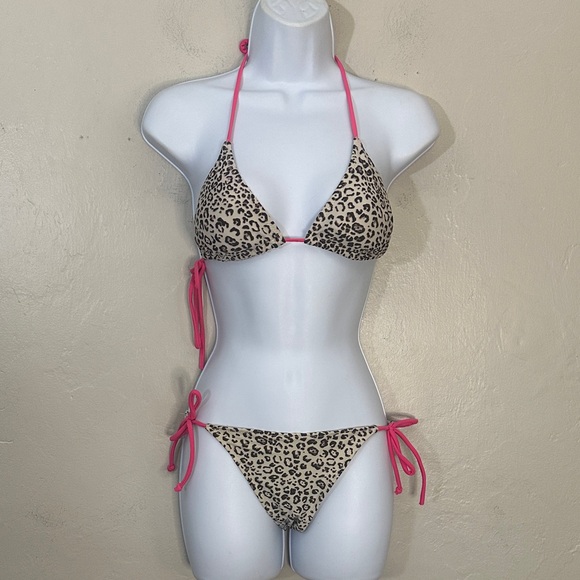 Accessorize Other - Accessorize Leopard Bikini with Pink Ties
